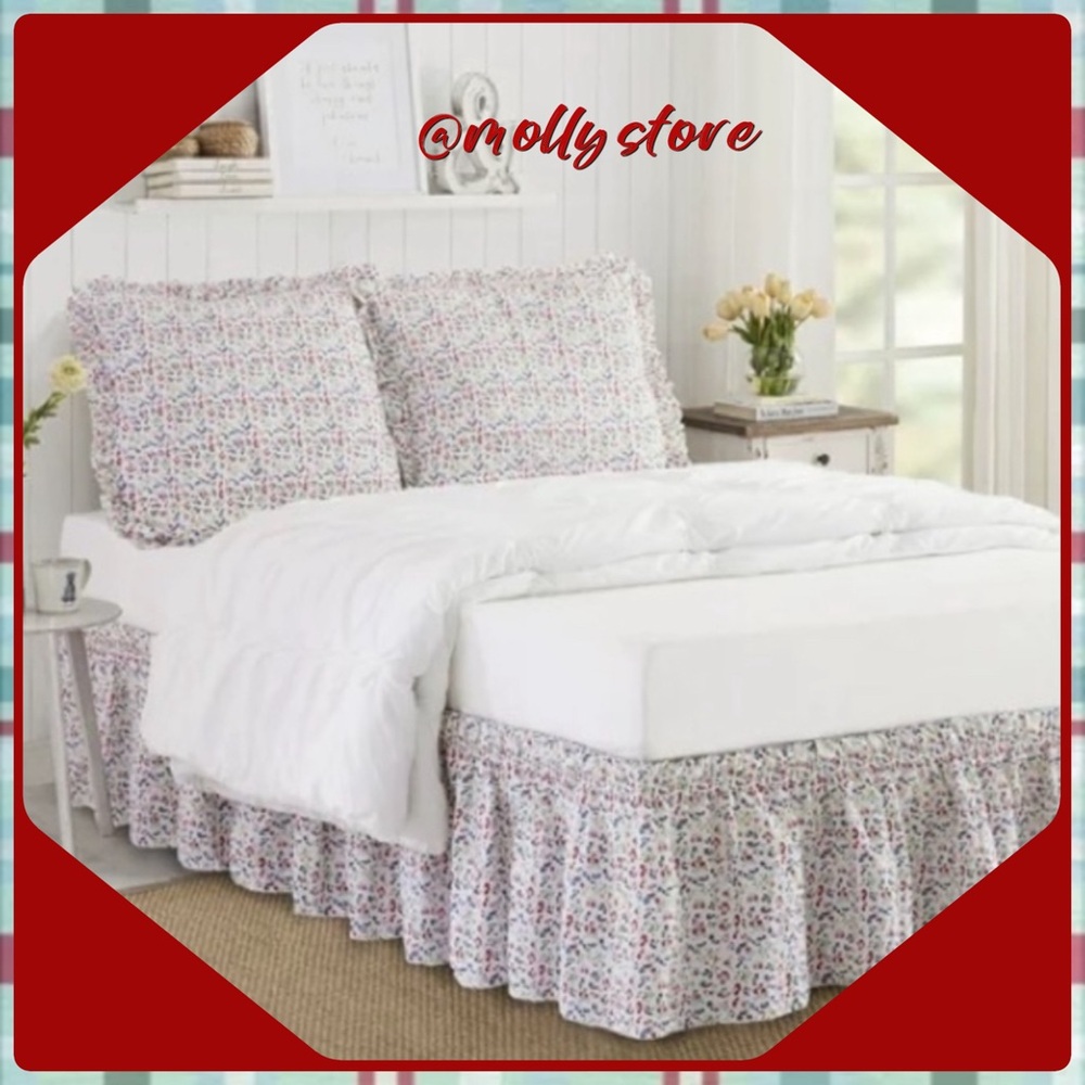 🩷 New With Tags The Pioneer Woman Bedding Set - 2 Shams & Dust Ruffle